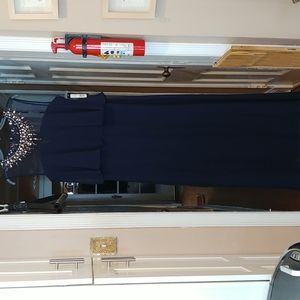Joanna Chen evening formal gown dress